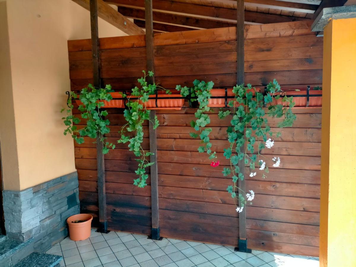 Ca' Dal Matt Hotel Borgo Ticino Exterior photo